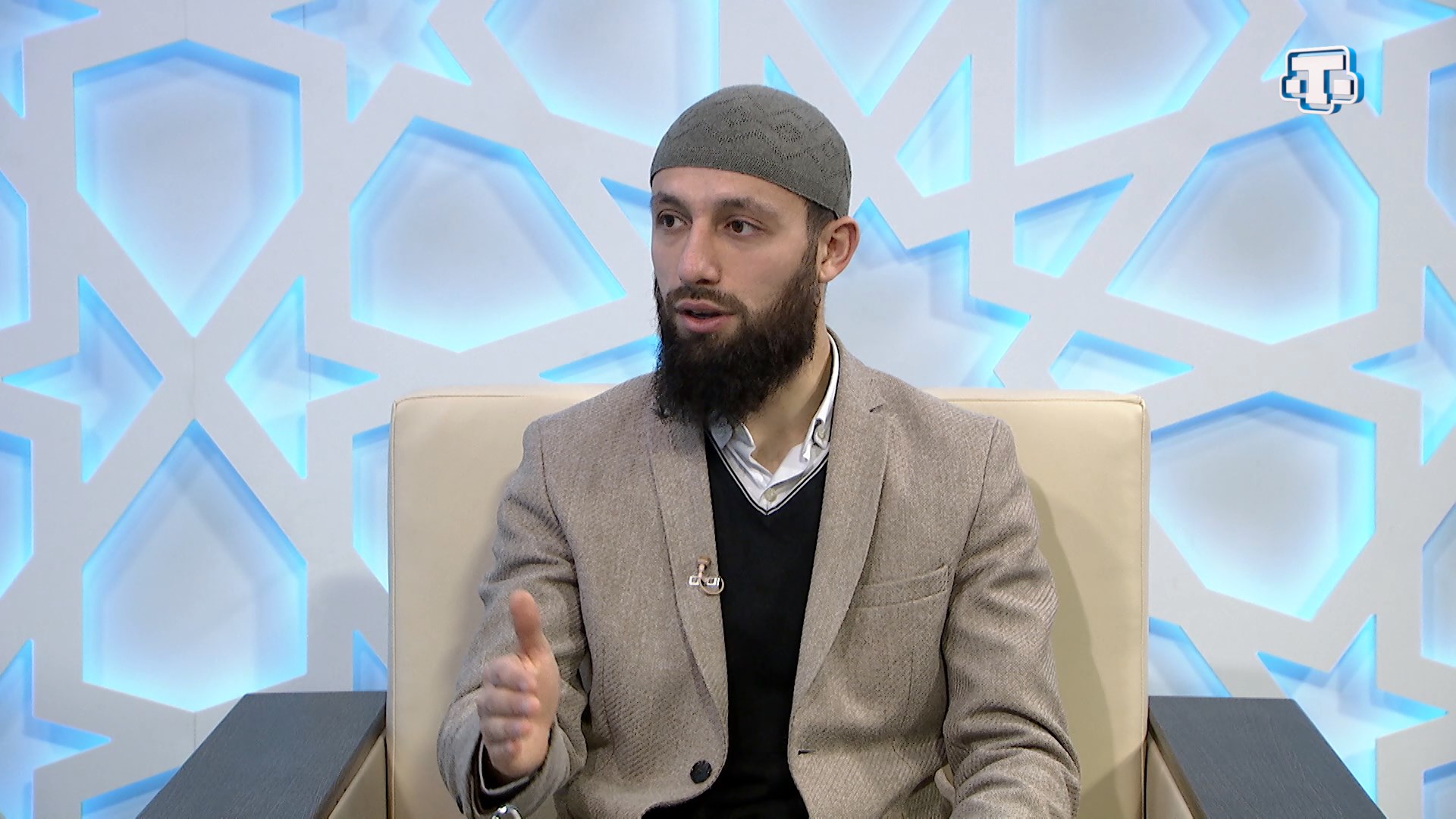 Сеферов бекир джелялович. Абу Ханифа. Muhammadiso Abdulhairov.